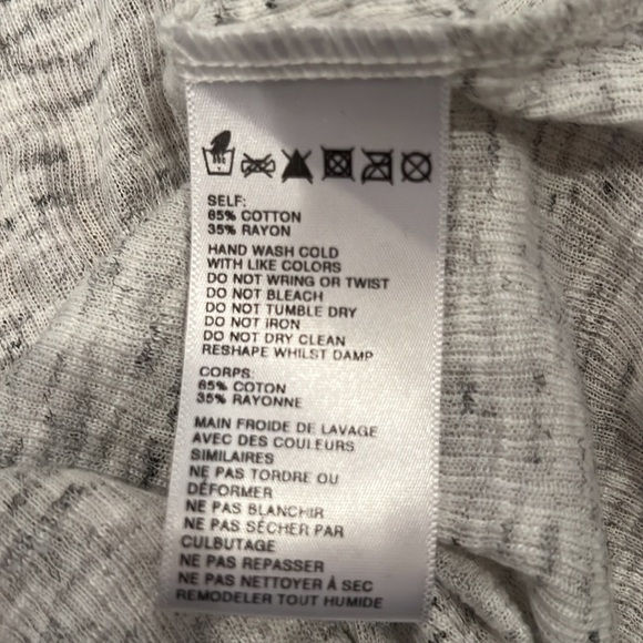 AKEMI + Kim Woman’s Gray Tank Top Size Small - Picture 7 of 7